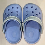 Crocs Clássico Infantil (Bege/Cinza/Azul Claro)